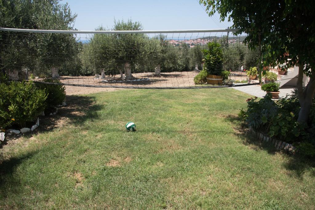 Villa Tapia Метони Екстериор снимка