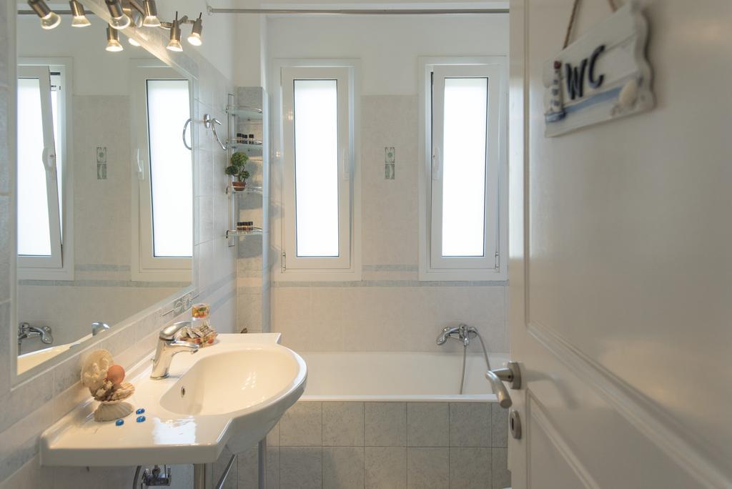 Villa Tapia Метони Екстериор снимка
