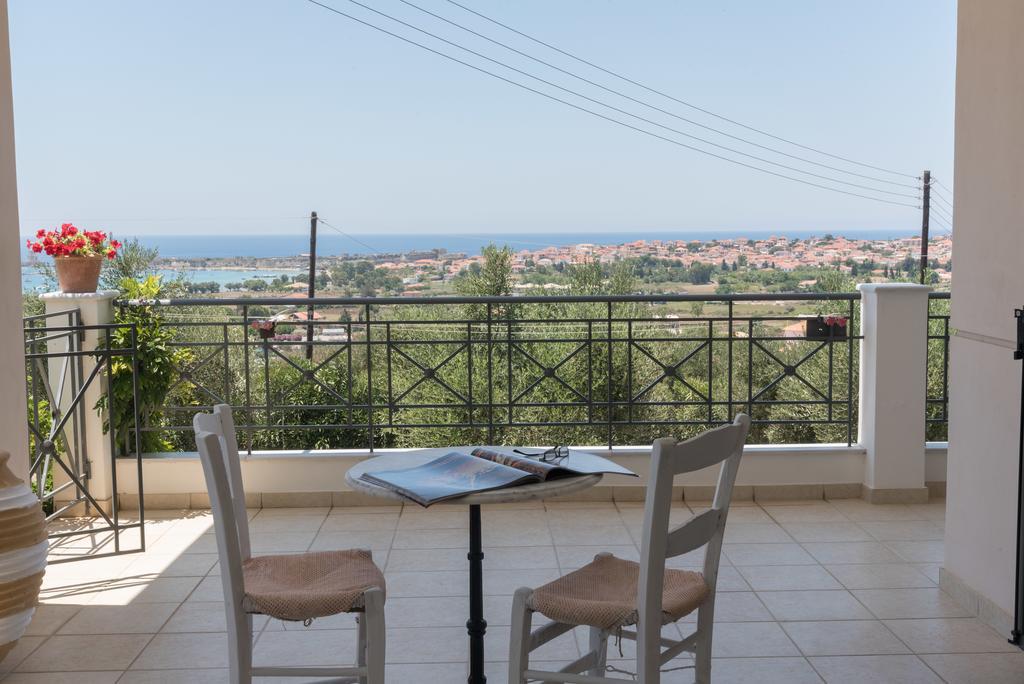 Villa Tapia Метони Екстериор снимка